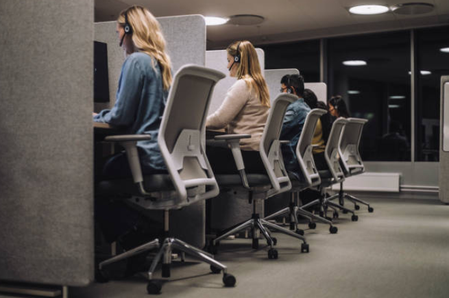Answering Services for Medical Offices: The Calls That Should Never Reach Voicemail
